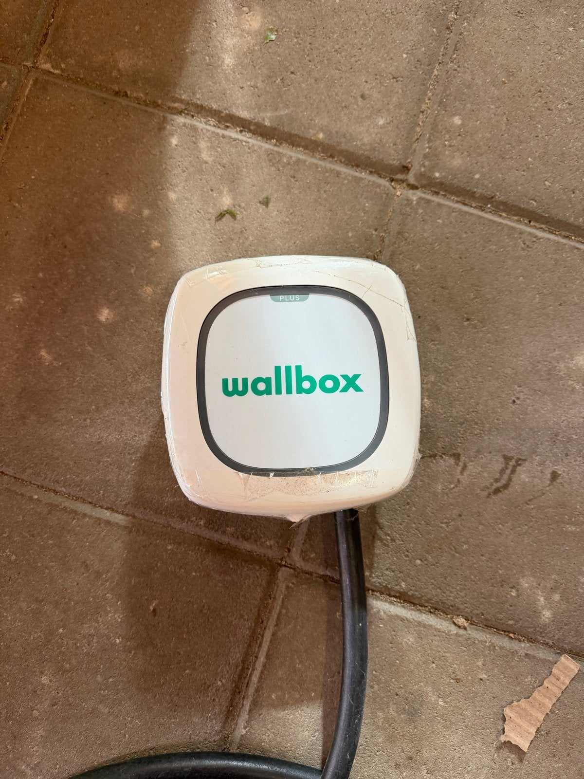 Wallbox Pulse met vaste kabel 7m - functioneel, Auto diversen, Ophalen, Gebruikt, Laadpaal