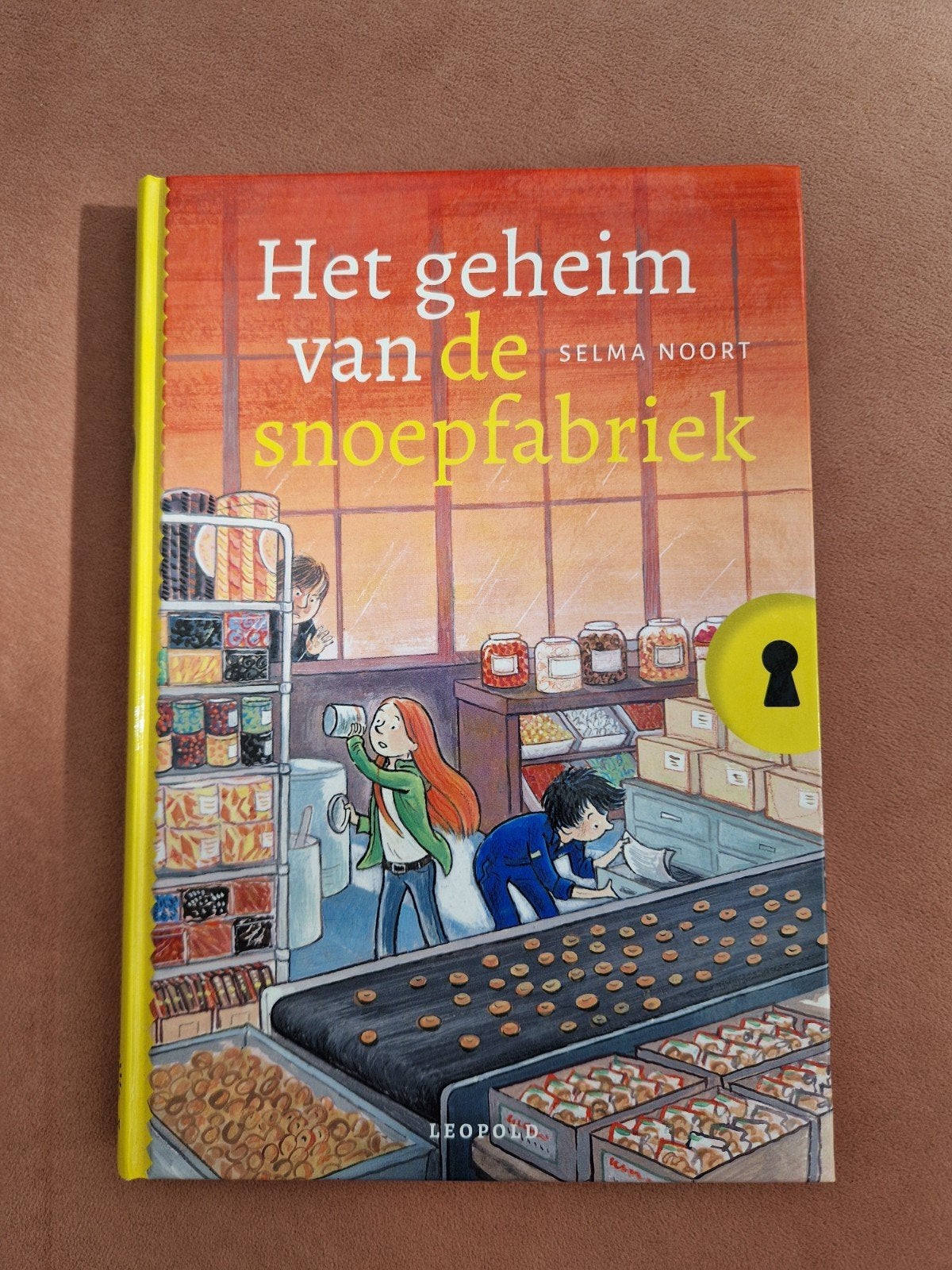 Selma Noort - Het geheim van de snoepfabriek, Selma Noort, Fictie algemeen, Ophalen of Verzenden, Zo goed als nieuw