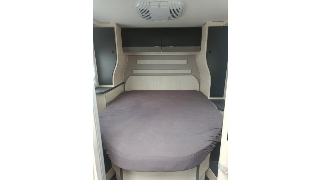 Queensbed Hefbed Chausson Titanium Premium 788 '24 170pk aut, Automaat, Ringverwarming, Ford, Diesel