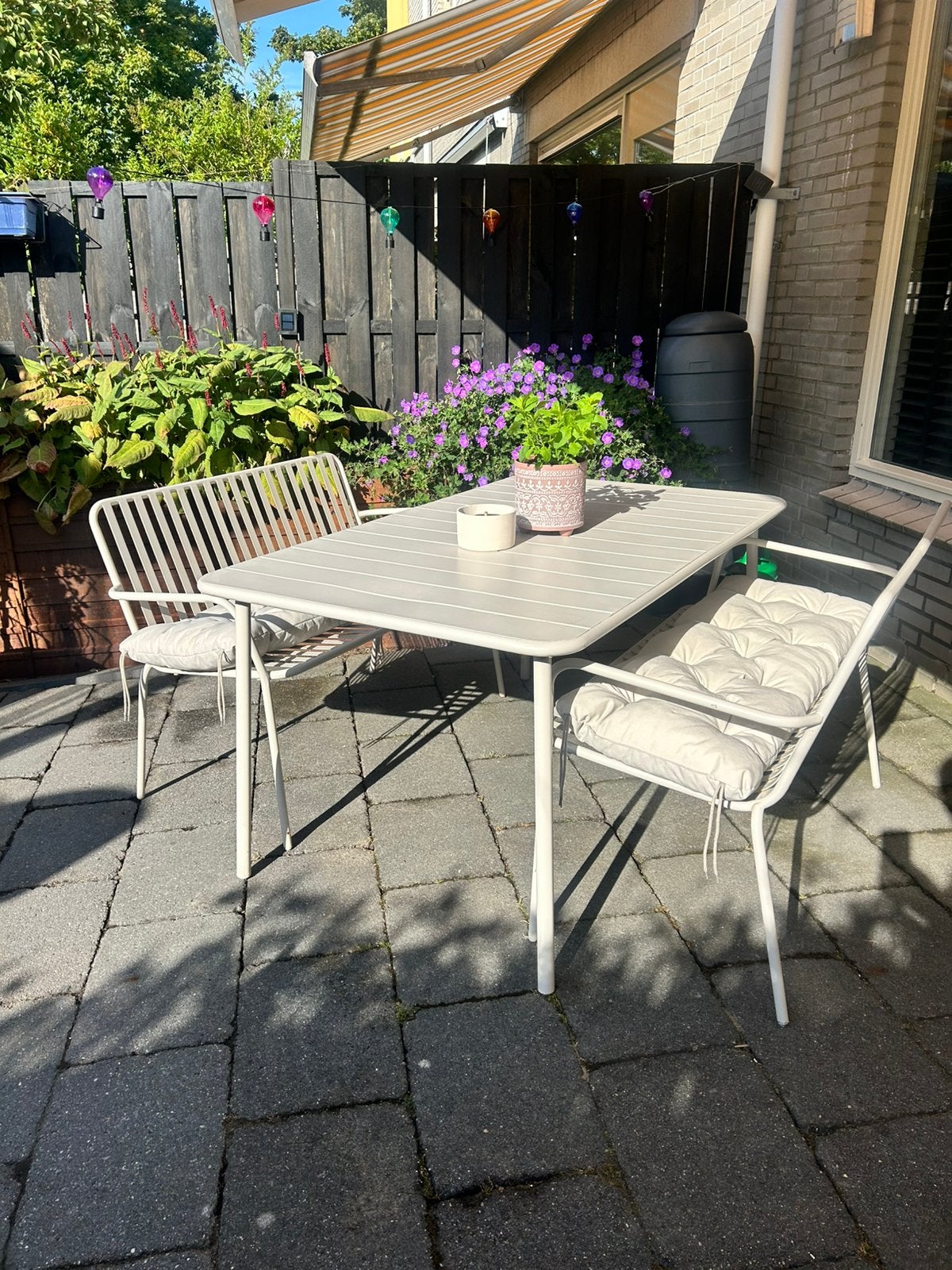 Mooie metalen tuinset in witbeige kleur &nieuwe kussens, Ophalen, Gebruikt, Bank, Tuinset
