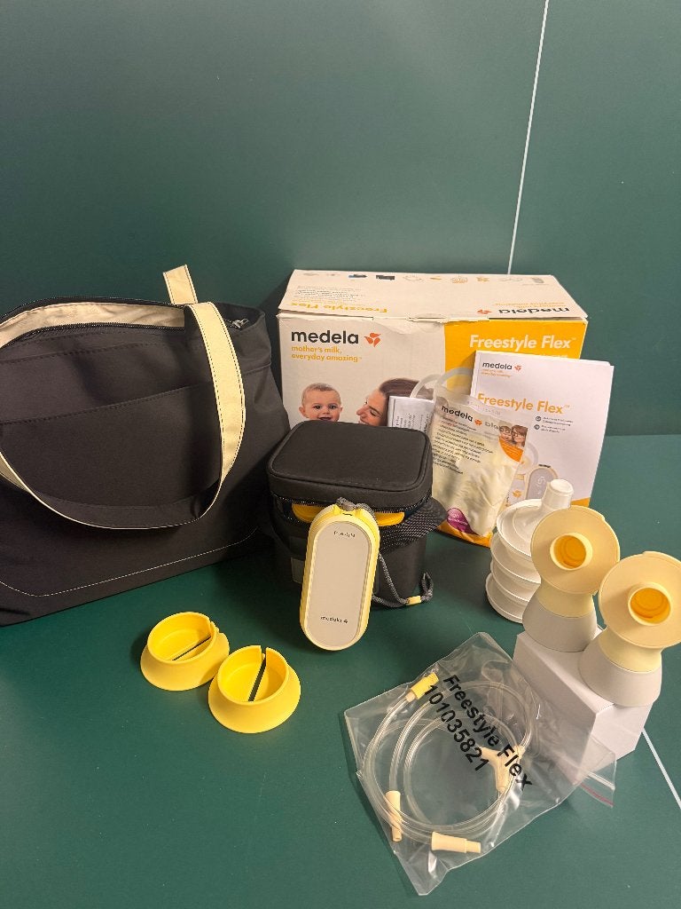 Nieuwe Medela Freestyle Flex dubbele borstkolf zeer compleet, Ophalen, Nieuw, Borstkolf, Medela