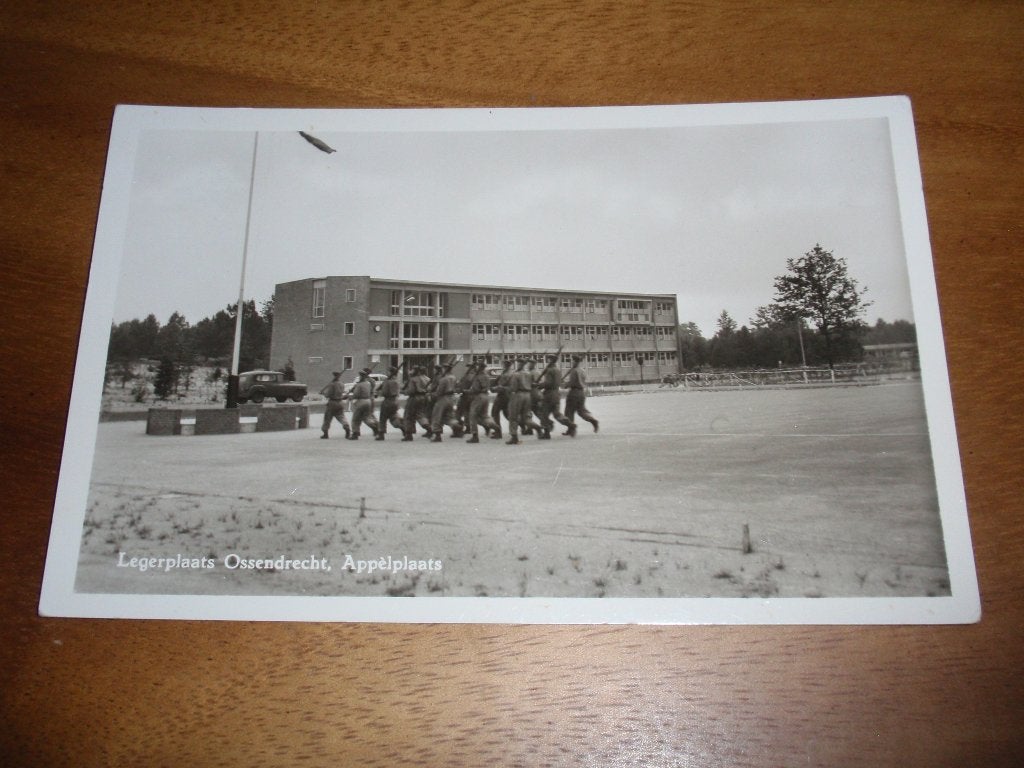 Kazerne Legerplaats Ossendrecht Appelplaats Militair, Verzamelen, Ansichtkaarten | Nederland, Verzenden, 1940 tot 1960, Gelopen