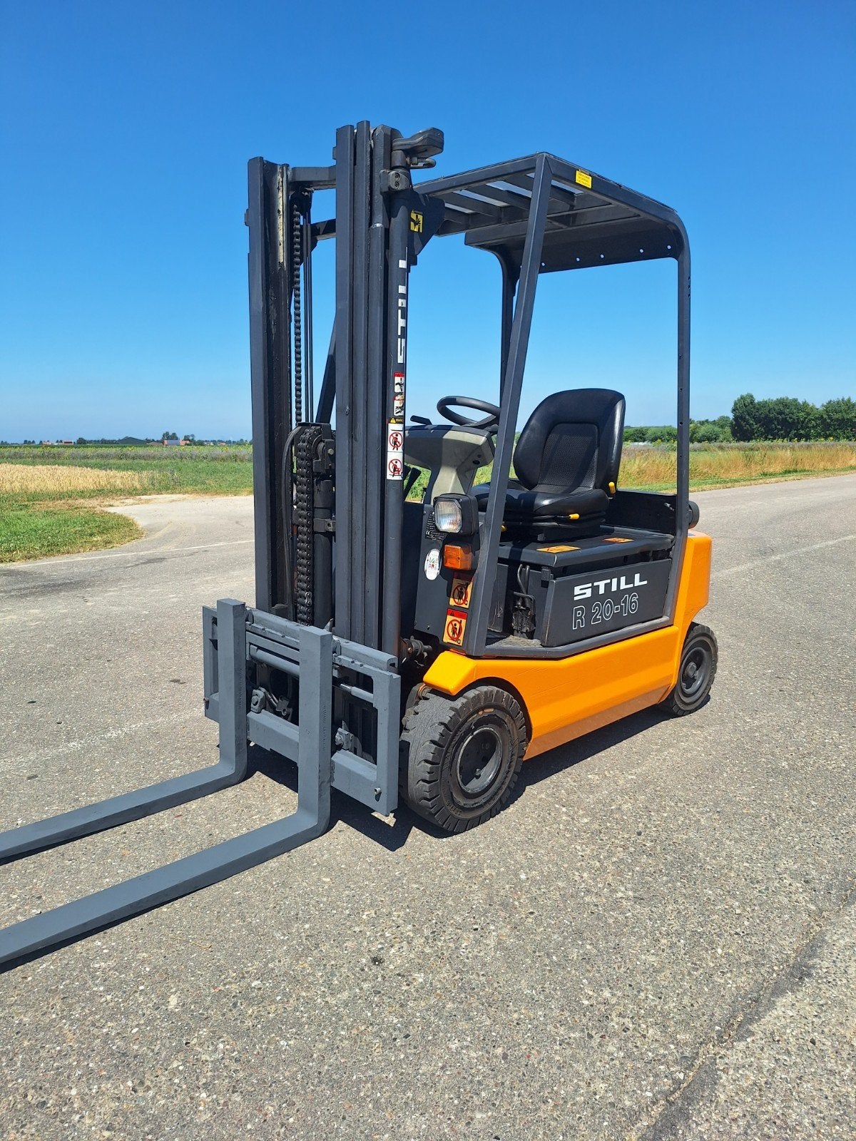Heftruck still R 20 -15 triplo freelift side shift HH 4400, Zakelijke goederen, Machines en Bouw | Heftrucks en Intern transport