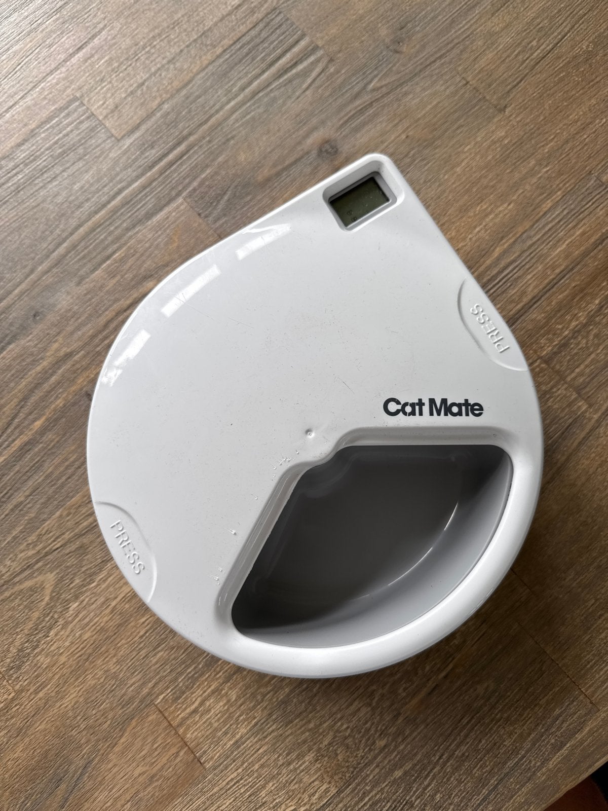 Cat mate automatische voerbak, Ophalen of Verzenden, Gebruikt