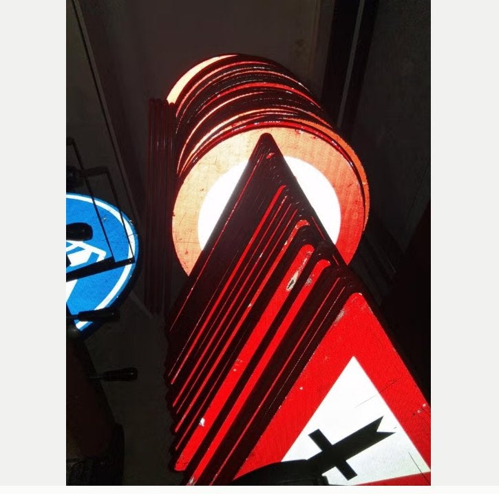Diverse verkeersborden - Ideaal voor decoratie/verzamelaars, Ophalen of Verzenden, Gebruikt
