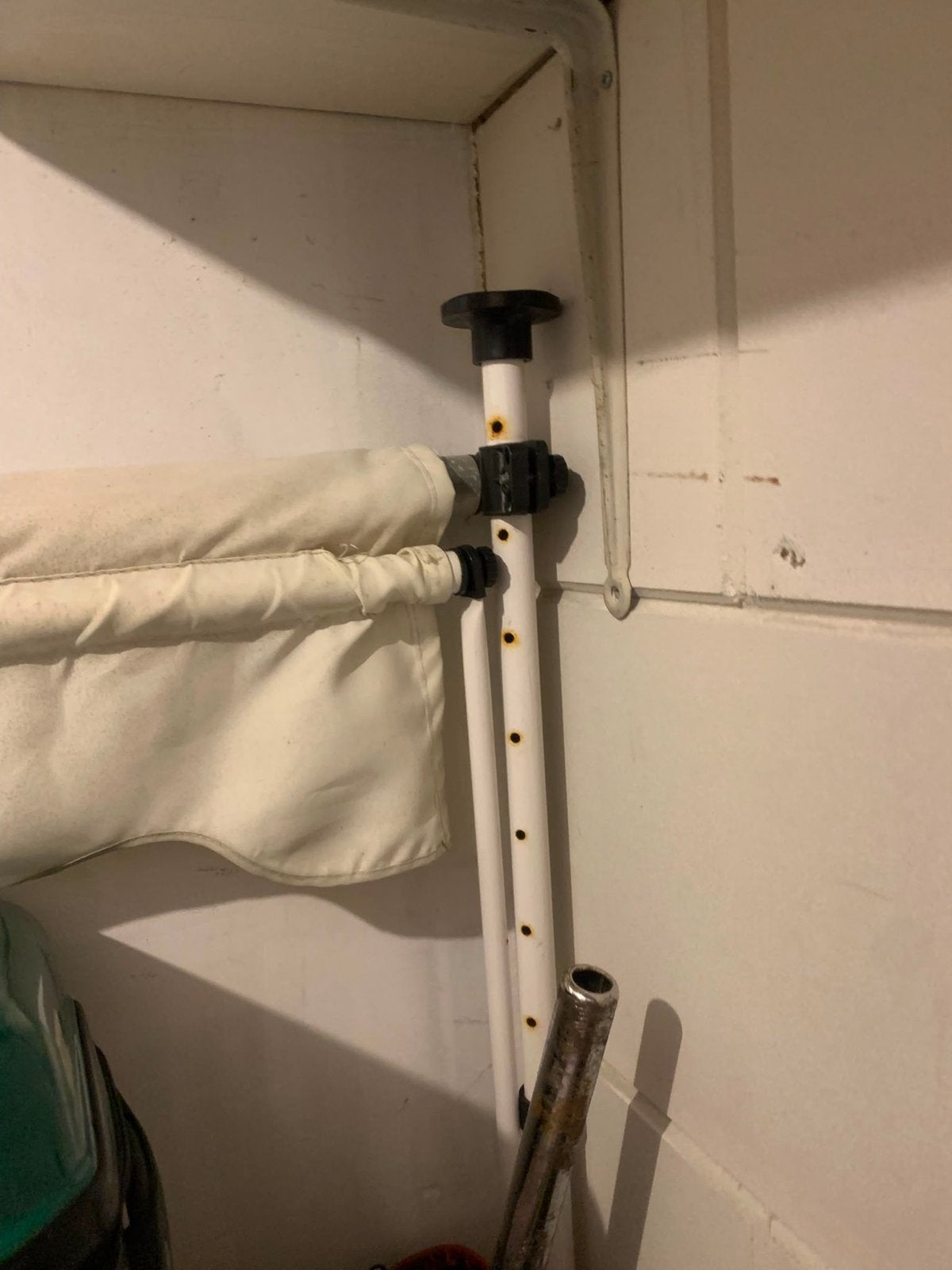 Gebruikt uitvalscherm met handmatige bediening, Tuin en Terras, Gebruikt, Ophalen of Verzenden, 250 cm tot 450 cm, Uitvalscherm