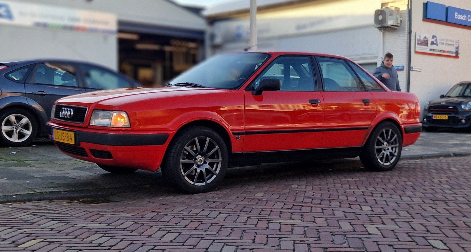 Audi 80 2.0 66KW E2 1995 Rood, Auto's, Voorwielaandrijving, 1160 kg, Stof, Zwart