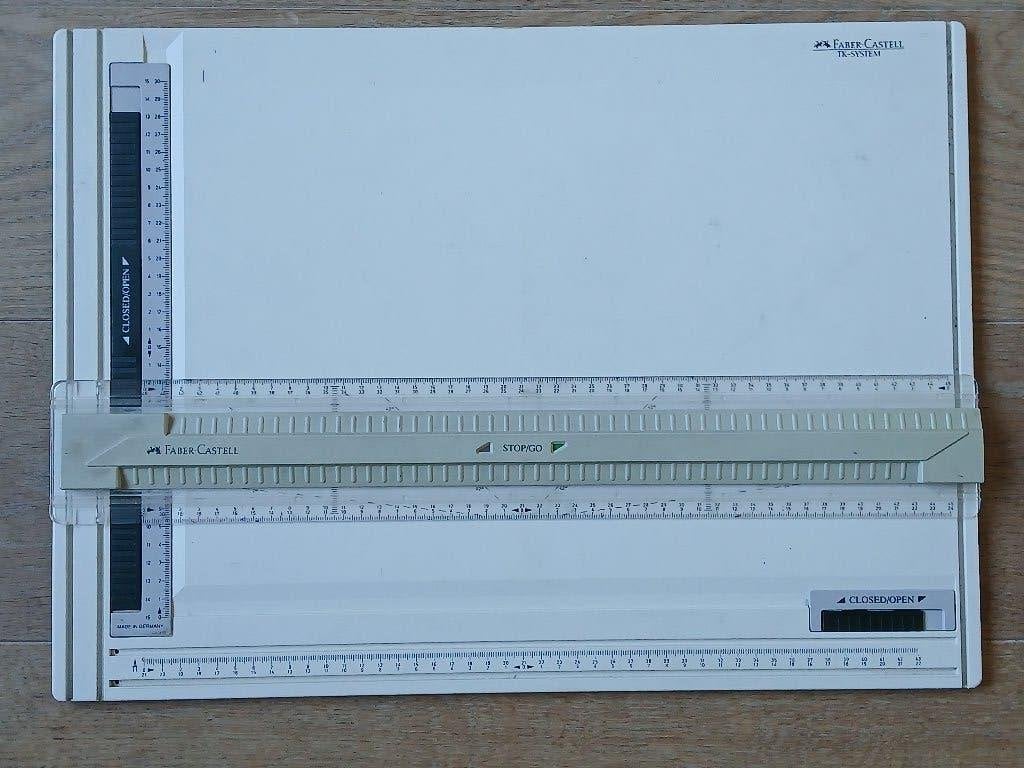 Tekenbord Faber Castell, Doe-het-zelf en Verbouw, Tekentafels, Ophalen of Verzenden, Gebruikt, Minder dan 130 cm