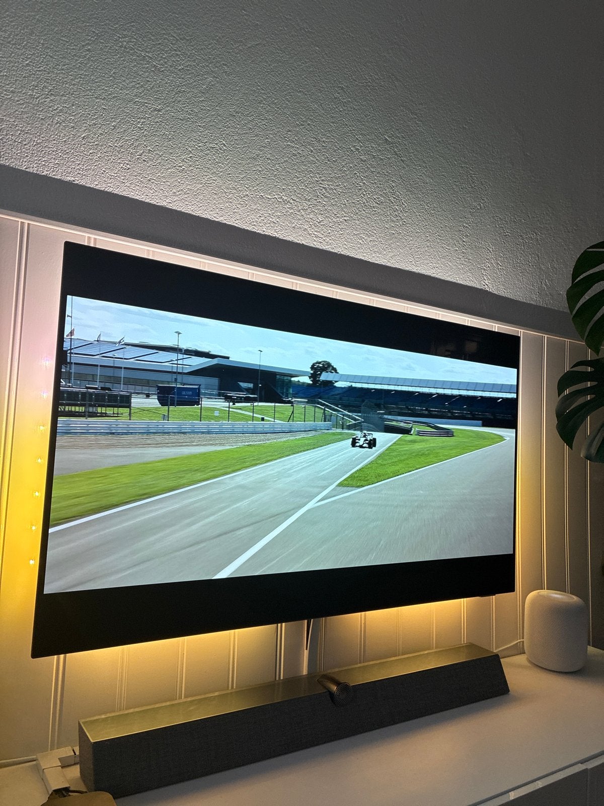 48 inch oled tv met ambilight en b&w soundbar, Ophalen, Philips, Gebruikt, 100 cm of meer