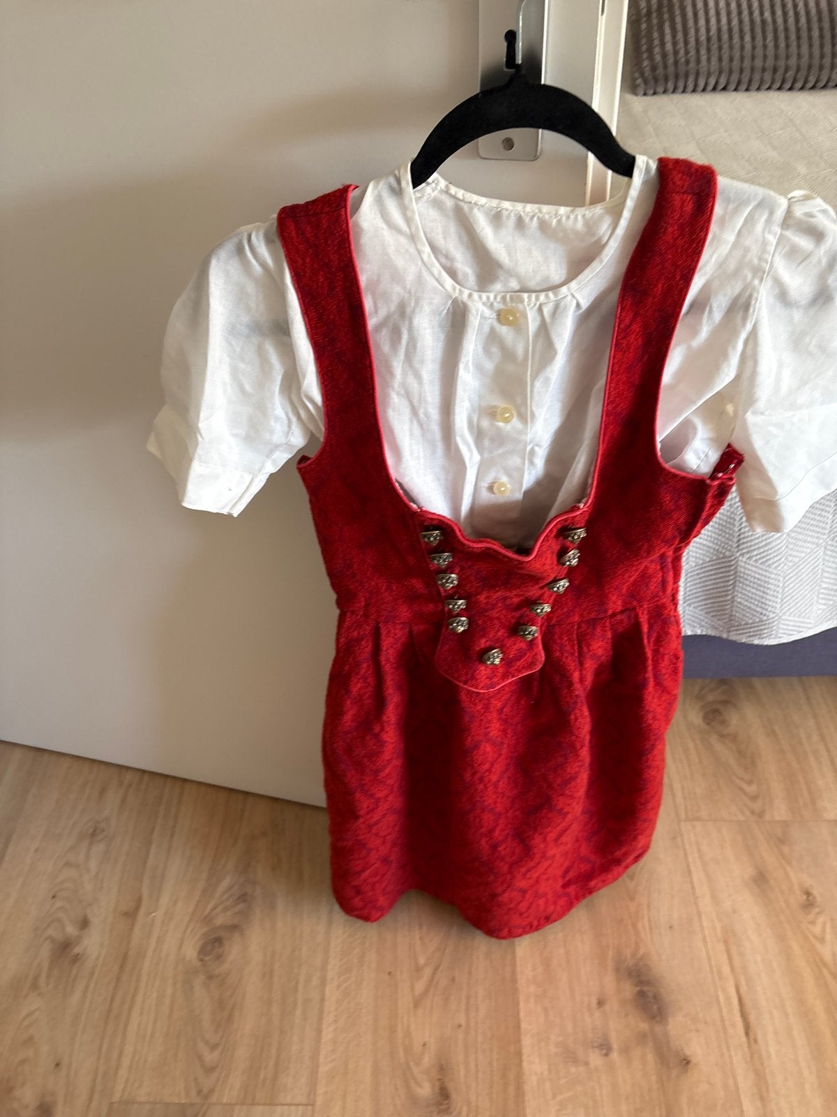 Rode Dirndl jurk met witte blouse voor meisje, Kinderen en Baby's, Ophalen of Verzenden, Gebruikt, Meisje, Jurk of Rok