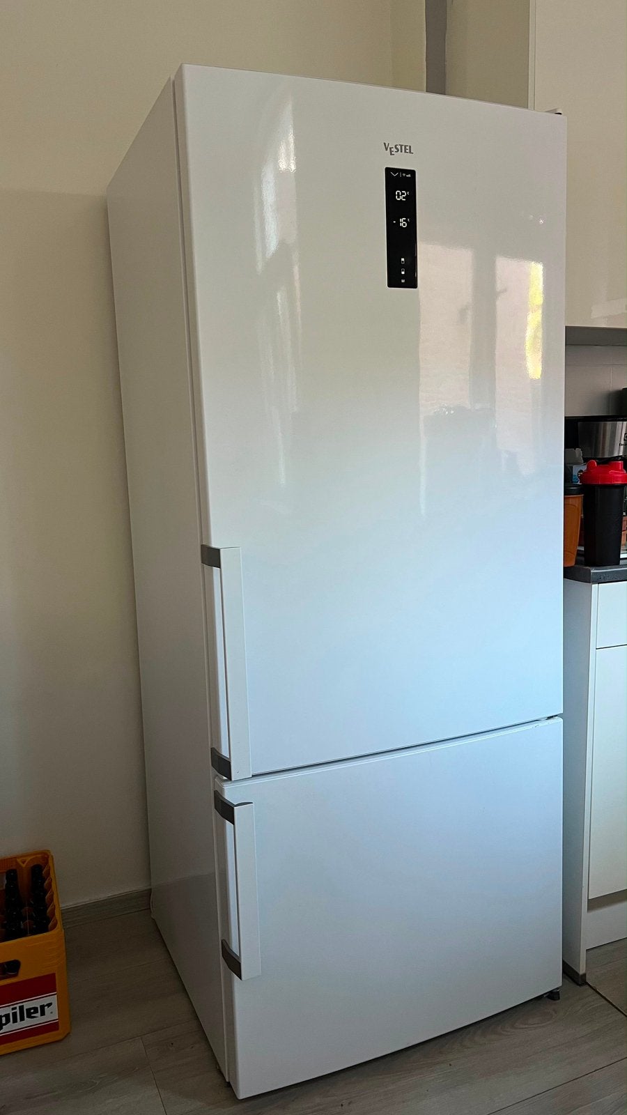 Vestel Koel-vriescombinatie No Frost E GI ProWiFi – NFK60012, Ophalen, 200 liter of meer, 60 cm of meer, Met aparte vriezer