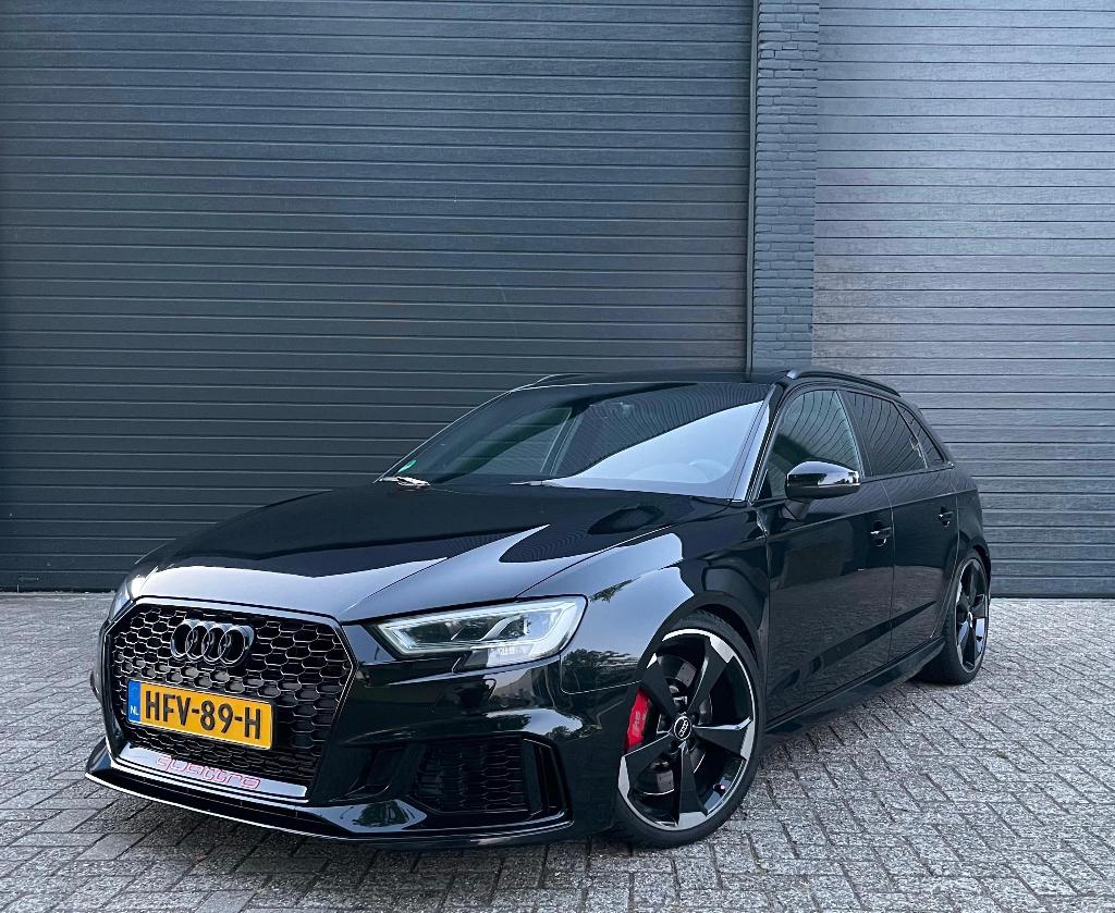 Audi RS3 Sportback 2.5 TFSI Quattro | Pano | B&O |, Auto's, Automaat, RS3, 1505 kg, Zwart