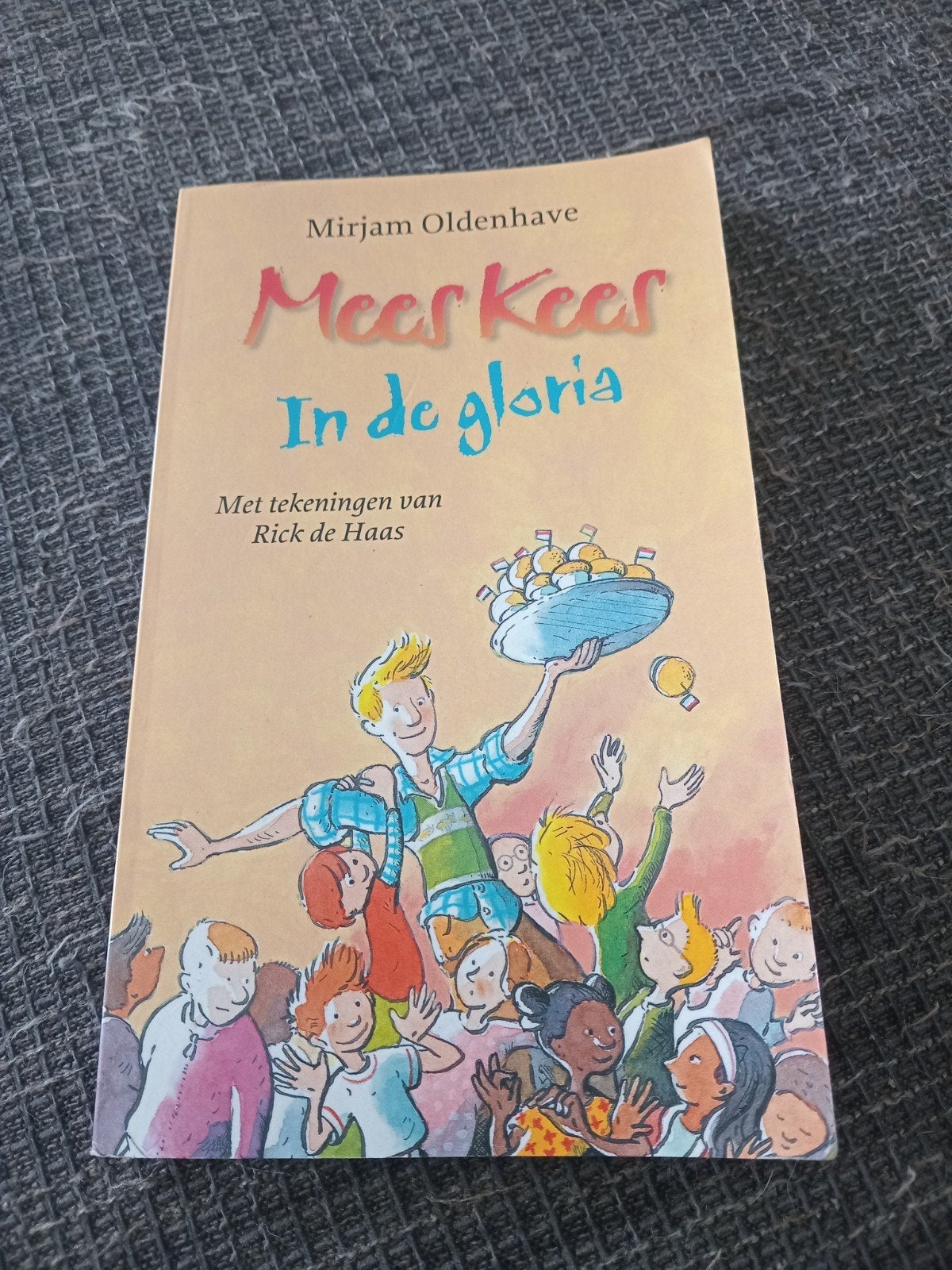 Mees Kees In de gloria - Mirjam Oldenhave, Ophalen of Verzenden, Zo goed als nieuw, Mirjam Oldenhave, Fictie