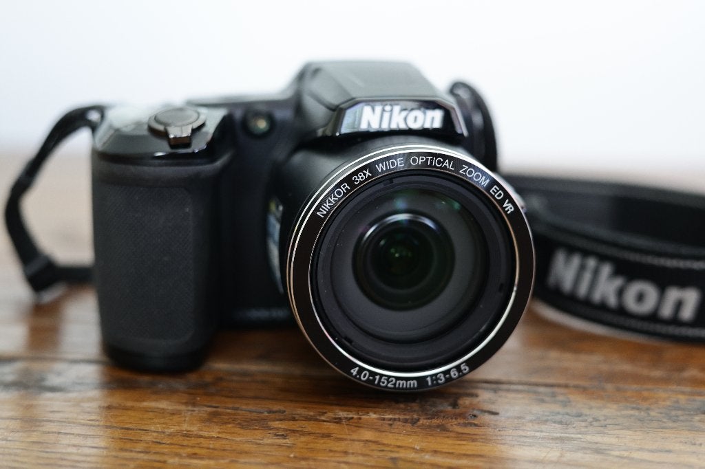 Leuke Nikon camera (L840) met maar liefst 38x zoom, Audio, Tv en Foto, Fotocamera's Digitaal, Ophalen, Zo goed als nieuw, Lensdop