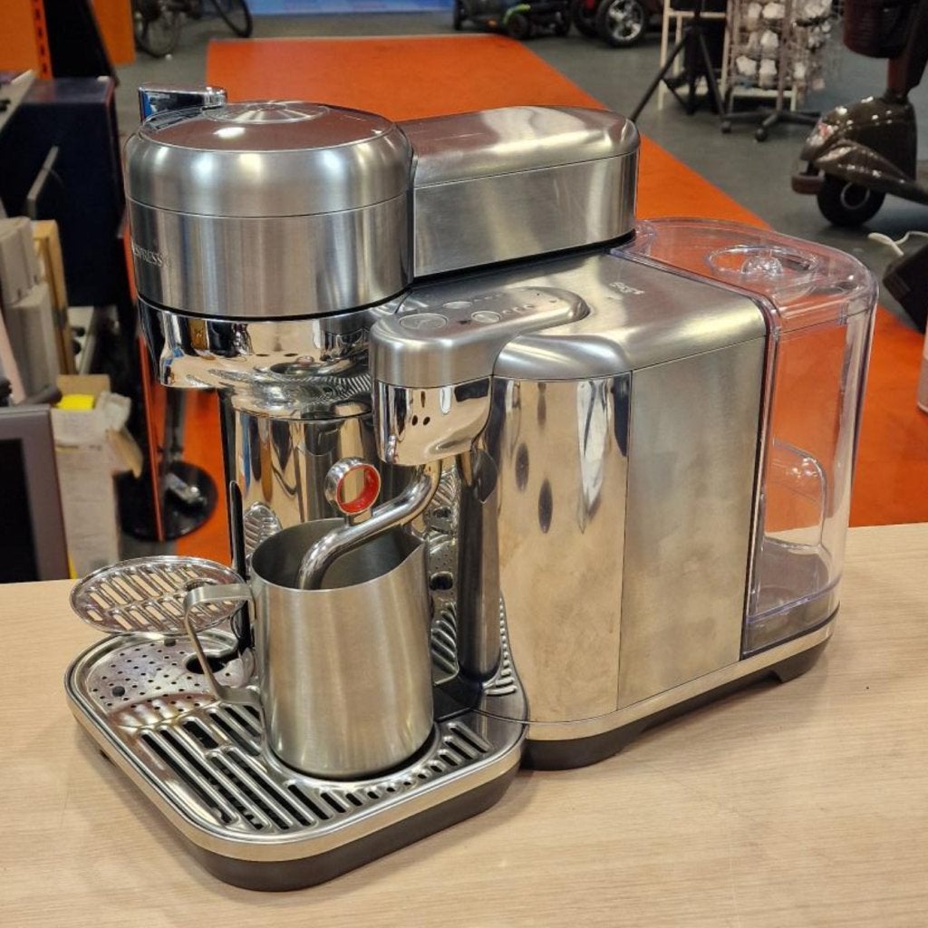 Nespresso Sage Vertuo Creatista - Brushed Stainless Steel, Witgoed en Apparatuur, Koffiezetapparaten, Nespresso, Gebruikt, Support@nespresso.com