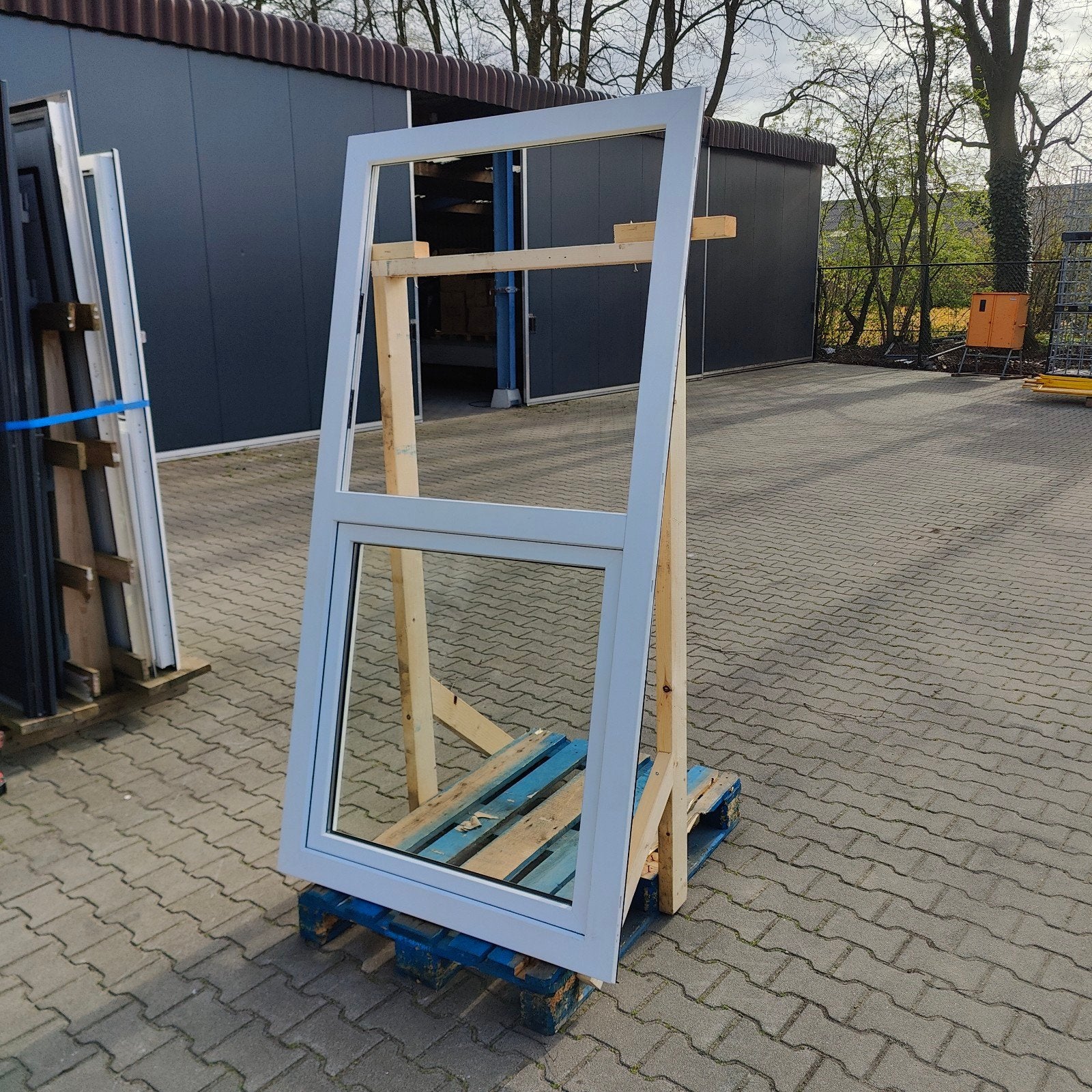 3 kozijnen zo goed als nieuw met glas op=op, 75 tot 150 cm, Raamkozijn, Ophalen of Verzenden, Zo goed als nieuw