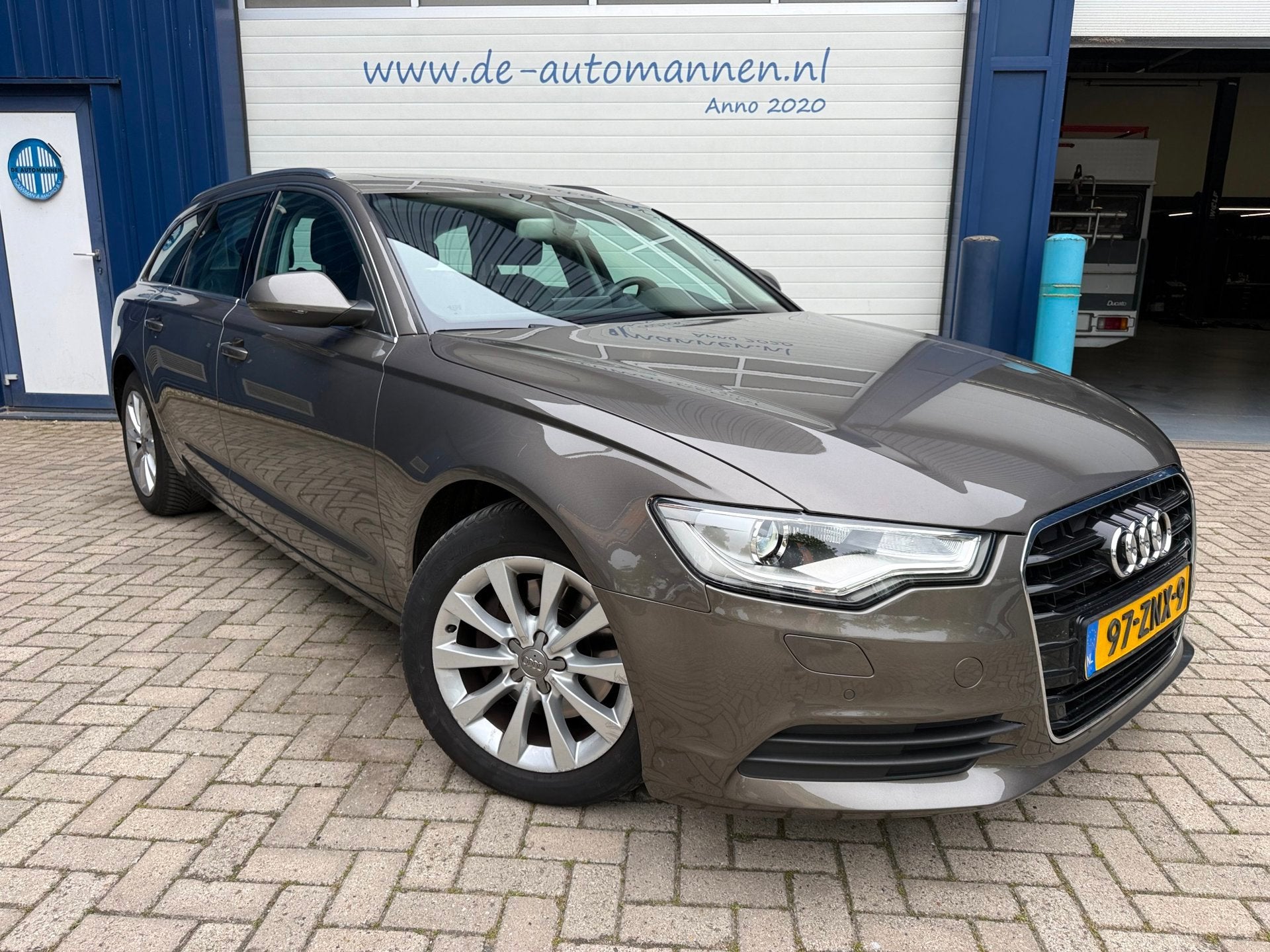 Audi A6 Avant 2.0 TFSI 180pk automaat Business Edition / LEE, Auto's, Audi, Euro 5, 15 km/l, Gebruikt, Automatische klimaatregeling