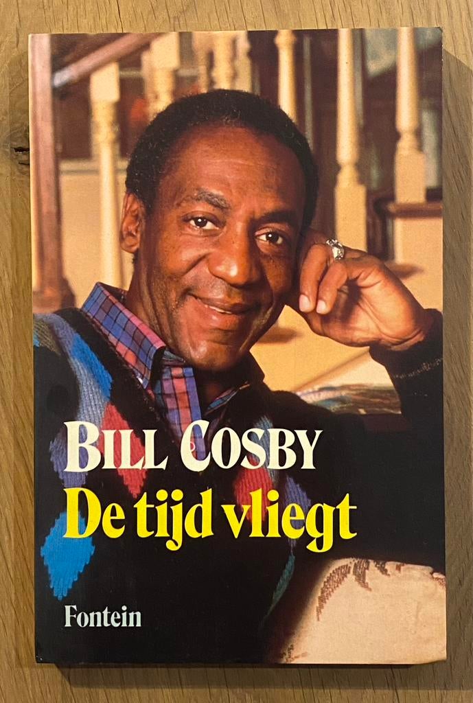 BOEK | De tijd vliegt - Bill Cosby (120 pag.), Ophalen of Verzenden