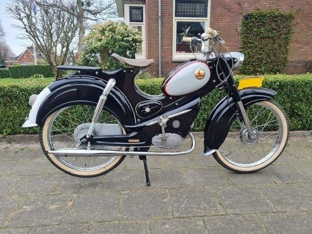 Uitlaatbocht Sparta GC 50 gezocht, Ophalen of Verzenden, Gebruikt, Uitlaat, Sparta