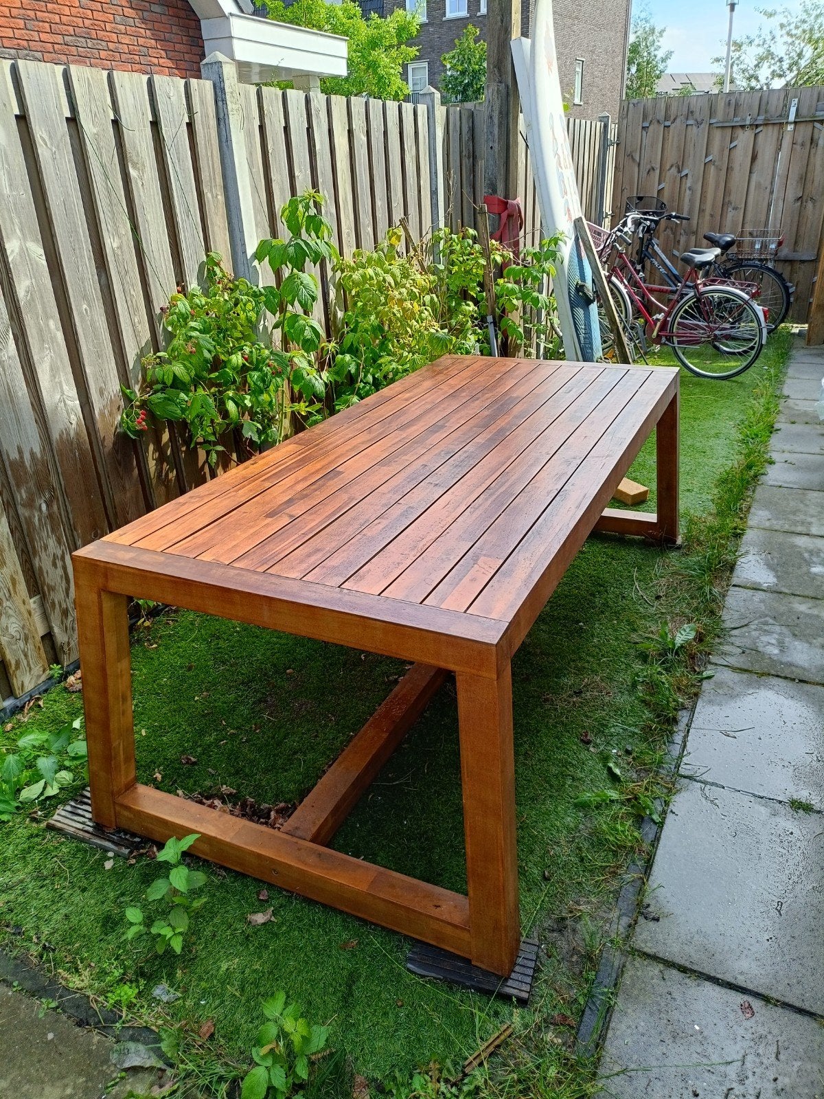 Intratuin massief houten tuintafel 220x100 cm, Tuin en Terras, Tuintafels, Ophalen, Gebruikt, Rechthoekig, Hout