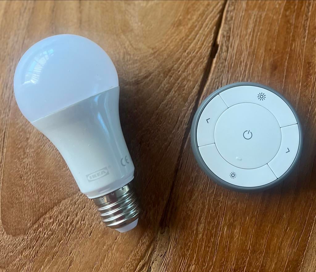 IKEA TRÅDFRI slimme lamp E27 en afstandsbediening, Ophalen of Verzenden, Gebruikt