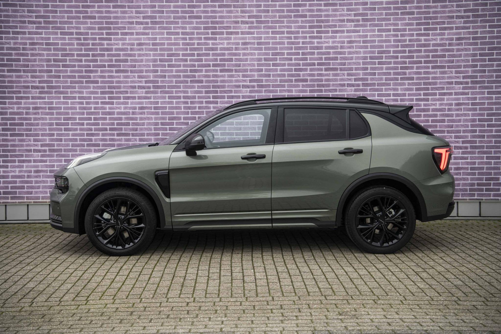 Lynk & Co 01 1.5 Plug-in Hybrid More | PHEV | Panoramadak |, 4 cilinders, Automatische klimaatregeling, Bedrijf, Hybride Elektrisch/Benzine