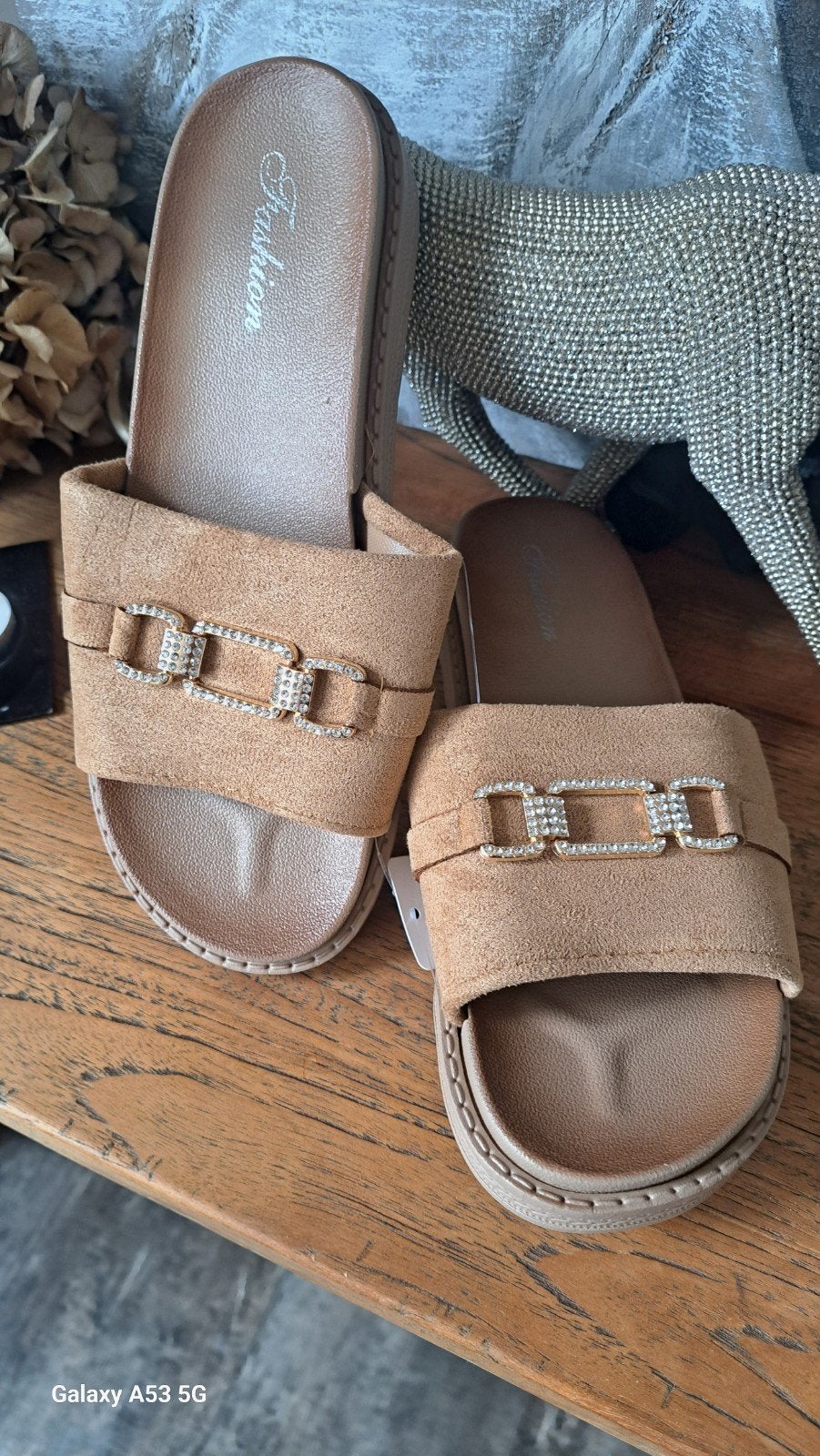 28 paar slippers/sandalen - maten 36 t/m 40, Ophalen of Verzenden