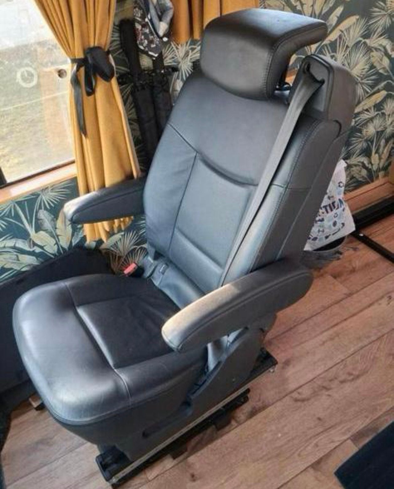2 Stoelen/Zitbank zelfbouw Oldtimer,Bus,Camper,Cabine., Auto-onderdelen, Interieur en Bekleding, Ophalen, Gebruikt, Triumph