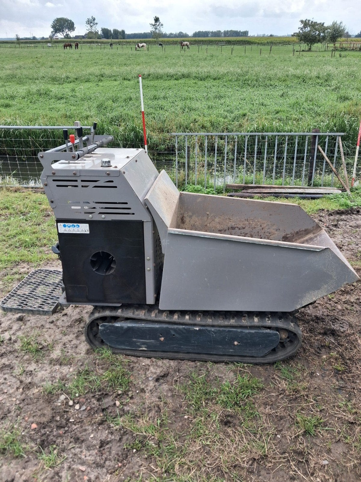 Mini dumper op rupsen., Ophalen, Gebruikt, Jansen Versand 500