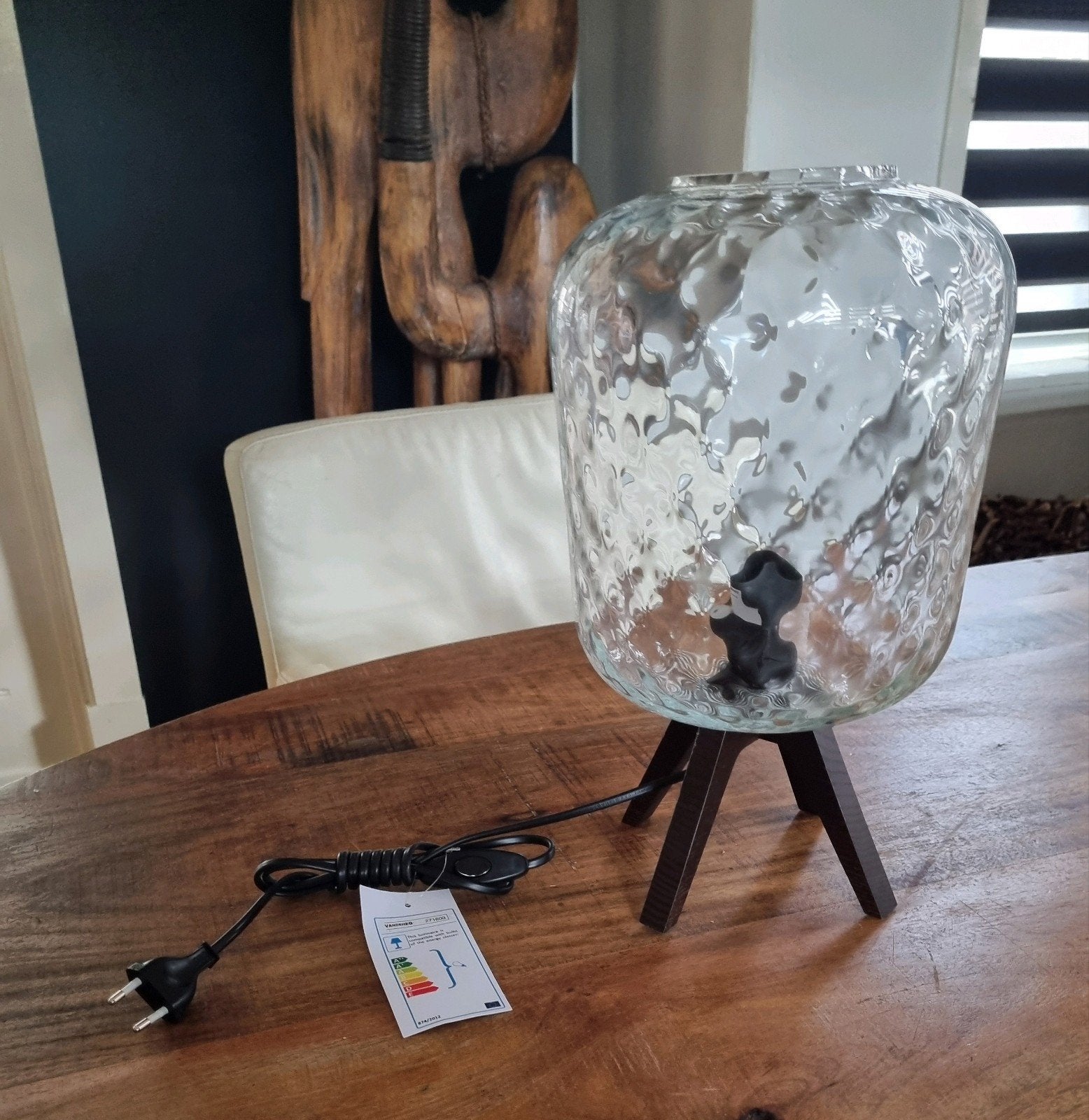 Nieuwe tafellamp van glas en hout, Ophalen of Verzenden, Nieuw, Glas, E27 (groot)