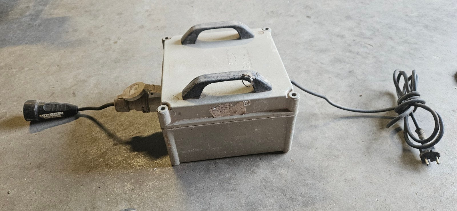Professionele Scheidingstransformator 2100 VA / 2.1 kVA (230, Ophalen of Verzenden