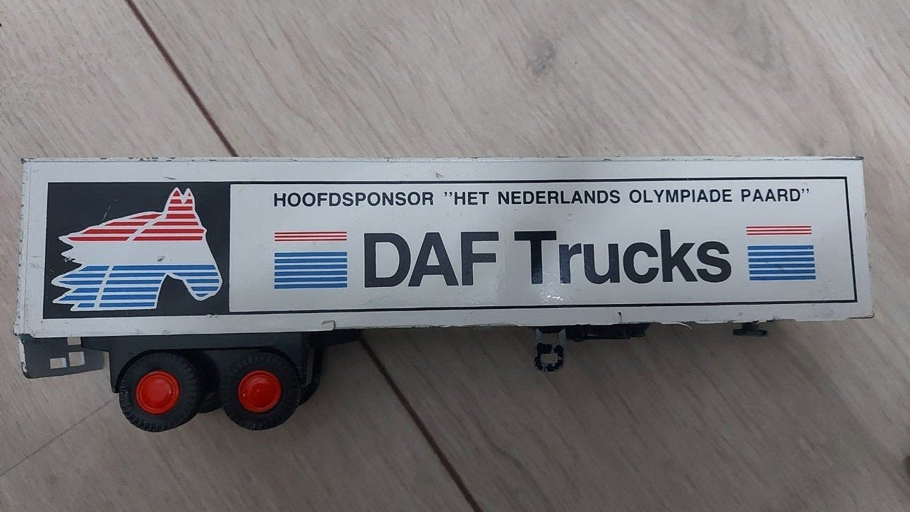 DAF Trucks speelgoed vrachtwagen met oplegger, Ophalen of Verzenden, Gebruikt