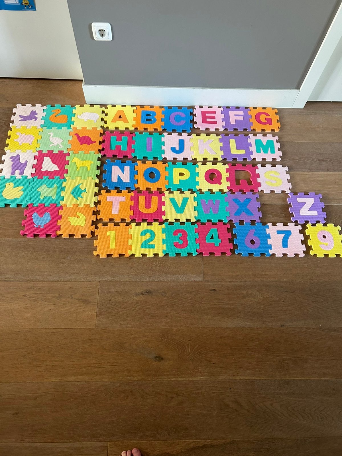 Foam tegels letters, cijfers en dieren (niet compleet), Ophalen of Verzenden, Gebruikt
