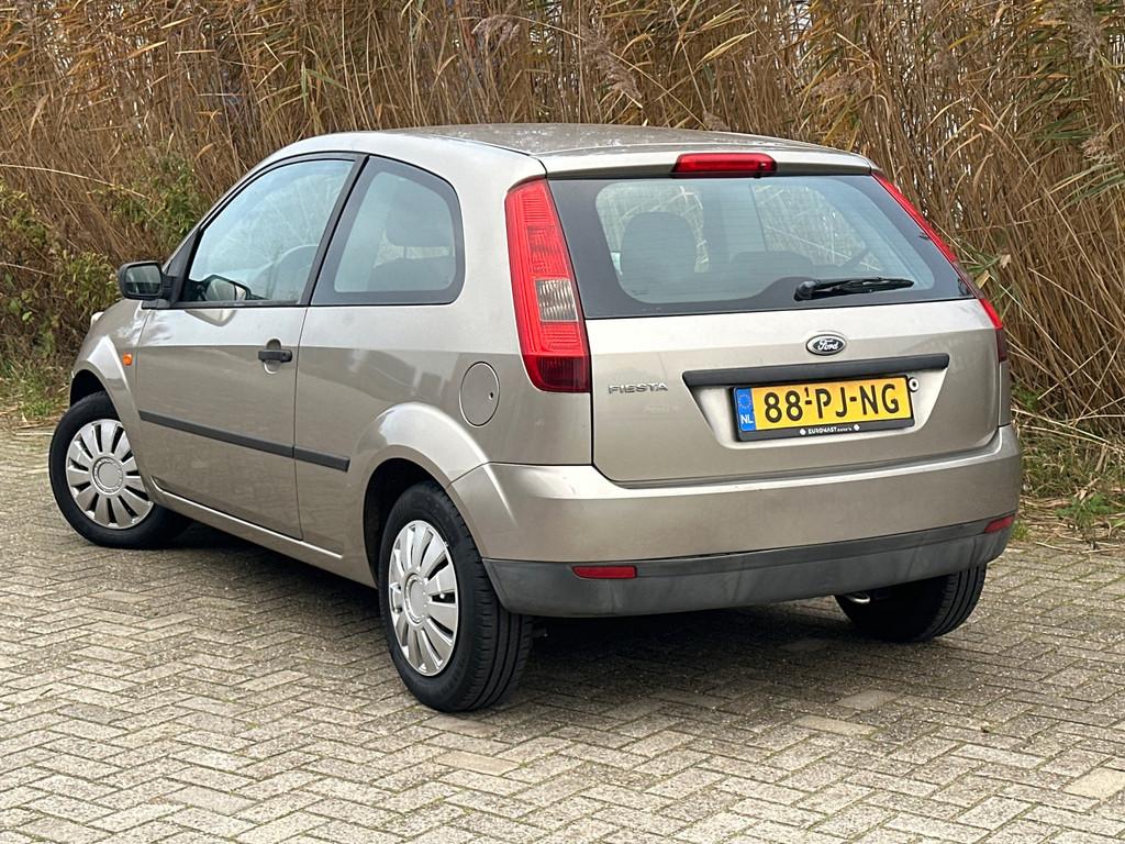 Ford Fiesta Gereserveerd!, Auto's, 1299 cc, Stof, 4 cilinders, Origineel Nederlands
