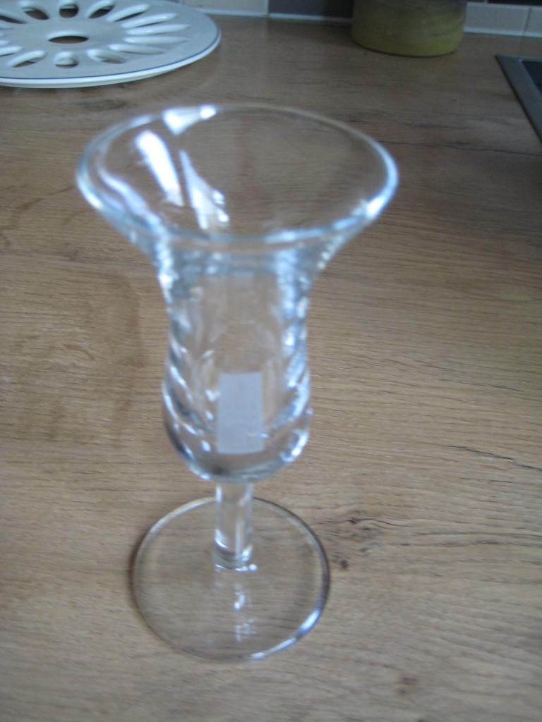 borrelglaasje met het logo v machinefabriek reineveld delft, Ophalen of Verzenden, Zo goed als nieuw, Borrel- of Shotglas