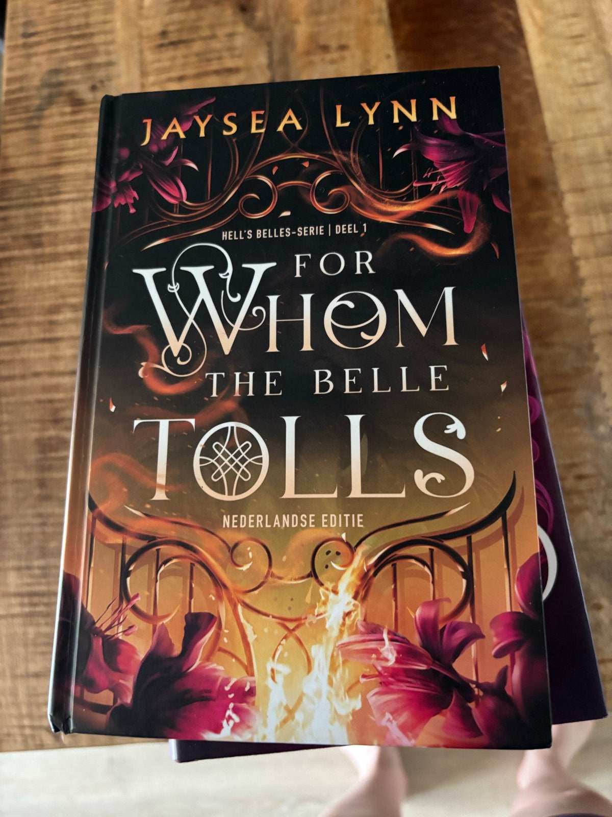For Whom The Belle Tolls - Jaysea Lynn (Nederlandse editie), Boeken, Ophalen of Verzenden, Zo goed als nieuw, Nederland