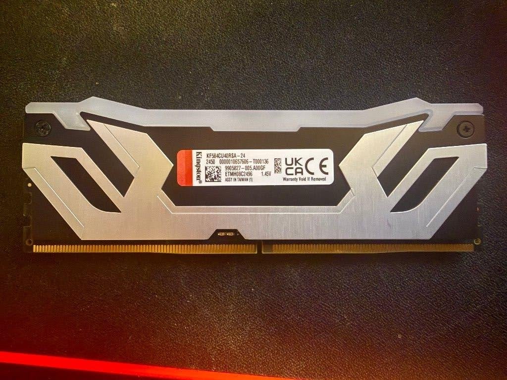 RAM Kingston FURY Renegade 24gb ddr5 CUDIMM 8400MT/s, Computers en Software, Ophalen, 32 GB, Zo goed als nieuw, Desktop