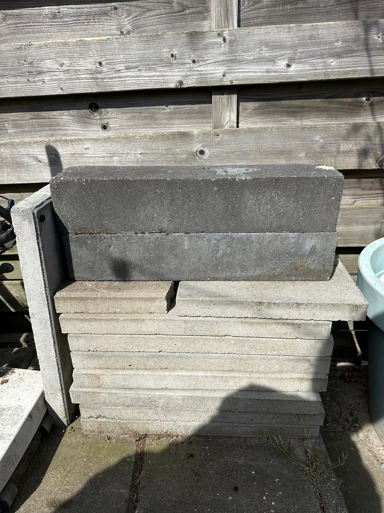 GRATIS tuintegels!!, Tuin en Terras, Tegels en Klinkers, Ophalen, Zo goed als nieuw, Minder dan 5 m², Beton