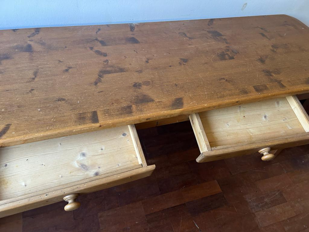 Houten sidetable met twee lades, Huis en Inrichting, Ophalen, Gebruikt, 100 tot 150 cm, Overige houtsoorten