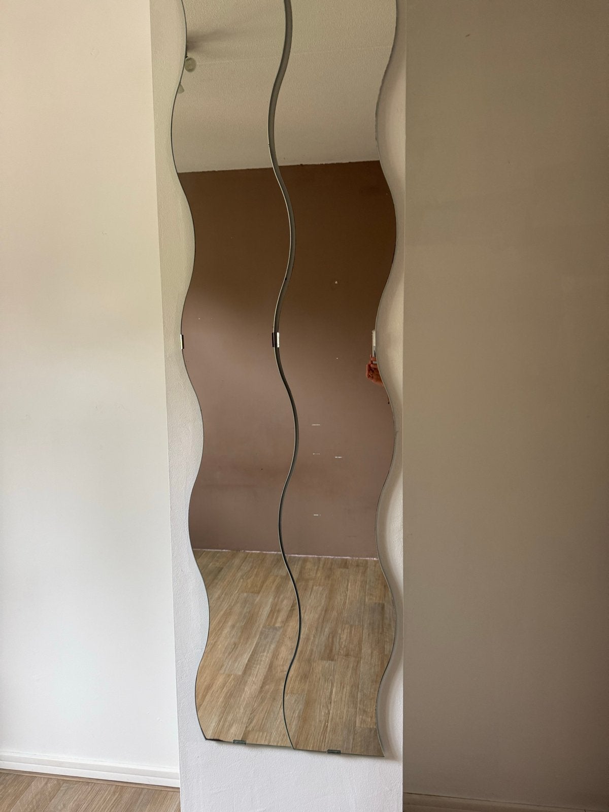 Wavy spiegel - Tegen elk aannemelijk bod, Ophalen, Minder dan 50 cm, Gebruikt, 200 cm of meer