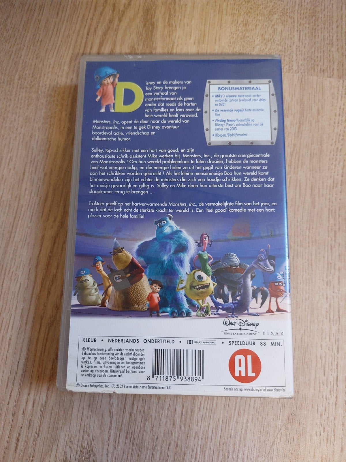 Monsters inc Disney VHS videoband, Ophalen of Verzenden, Zo goed als nieuw, Beeldje of Figuurtje