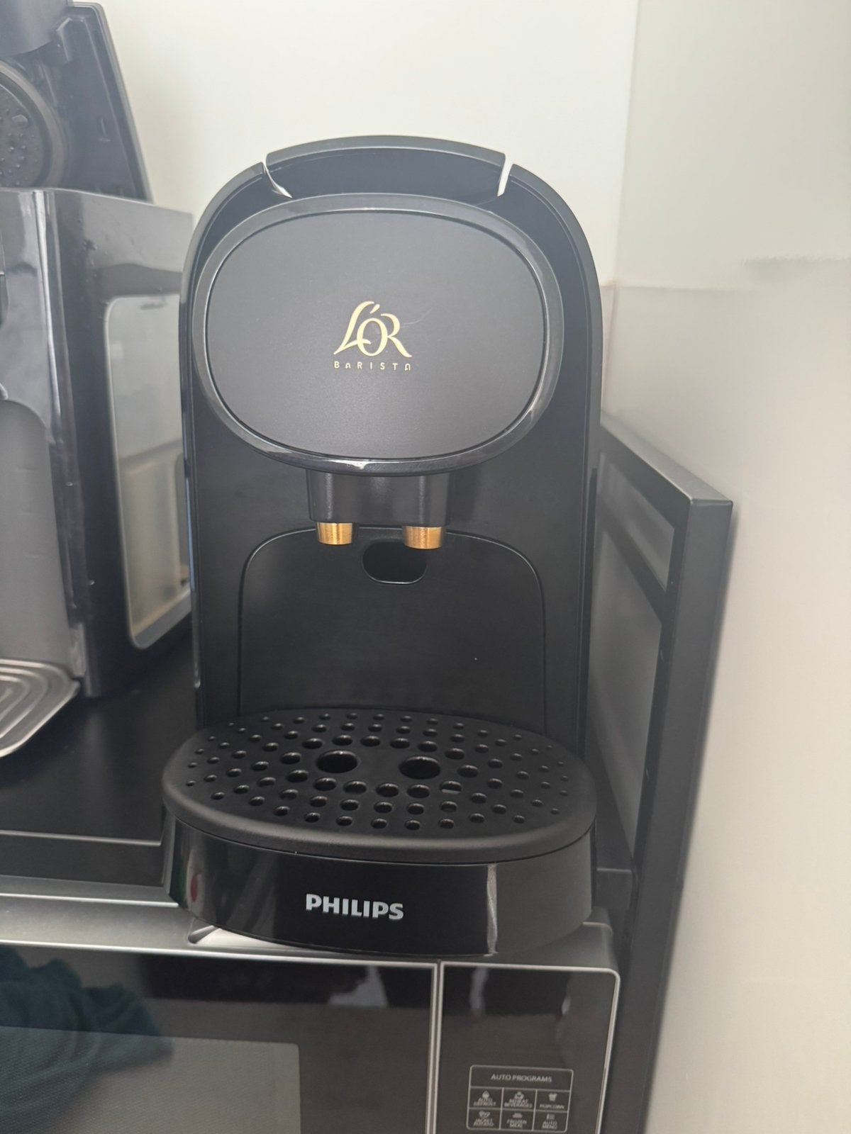 Lor koffie apparaat net 2 dichte dozen capsules xxl, Witgoed en Apparatuur, Koffiezetapparaten, Ophalen, Overige typen, 10 kopjes of meer