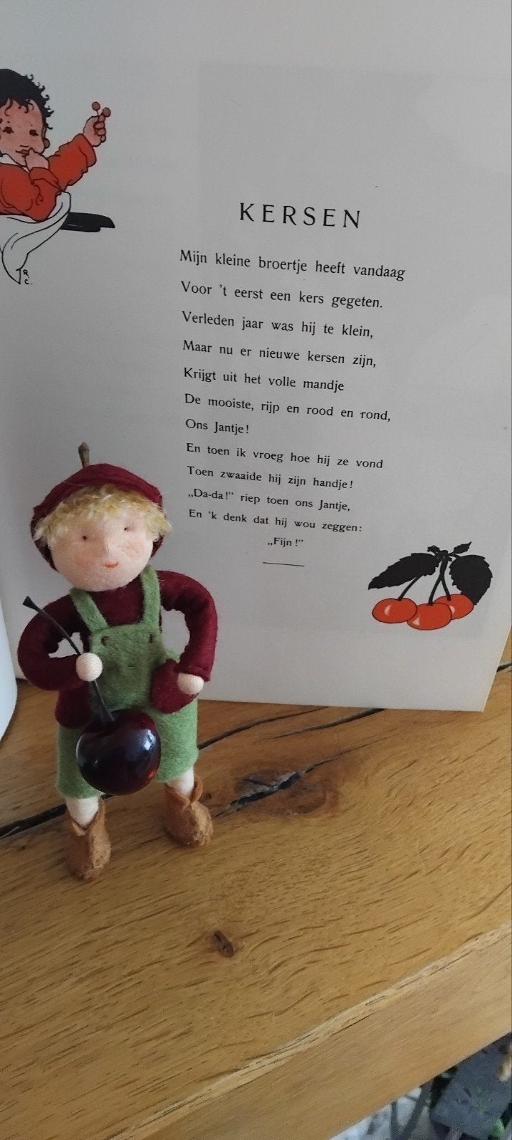 Stoer kersenventje, Ophalen of Verzenden, Nieuw, Figuurtje(s), Wolvilt