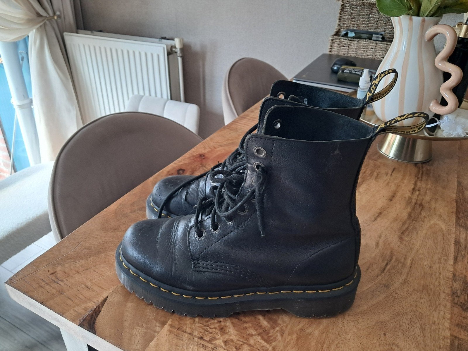 Dr Martens Pascal 38, Zwart, Lage of Enkellaarzen, Ophalen of Verzenden, Dr. Martens