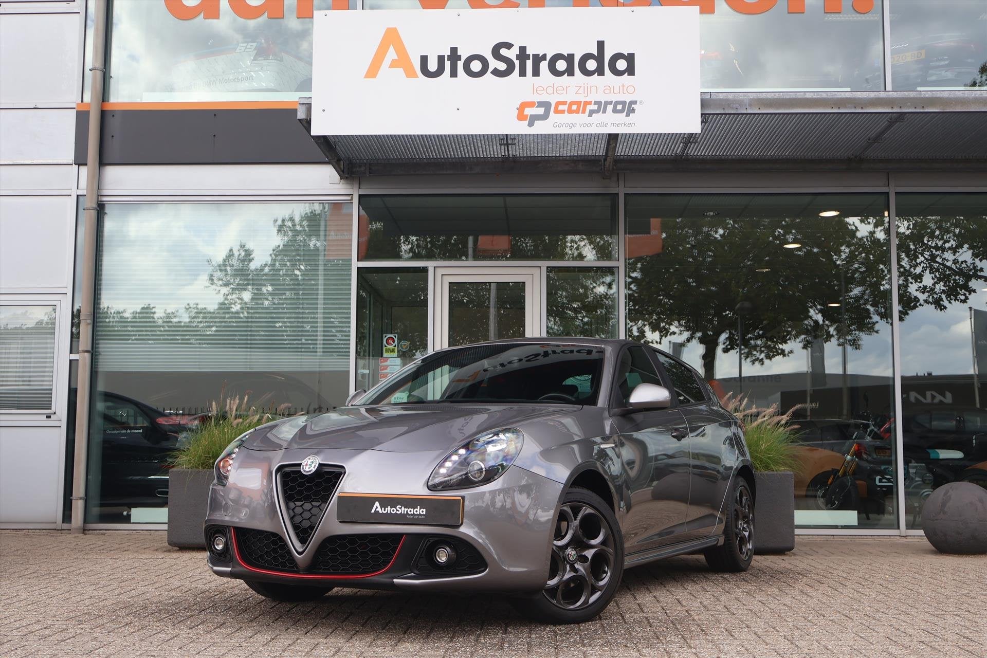 Alfa Romeo Giulietta 1.4 TURBO MULTIAIR Super 150pk | Navi |, Keurmerk '100% Onderhouden', Dealer onderhouden, Gebruikt, 4 cilinders