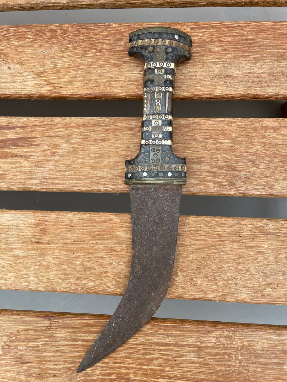 Antieke dolk met bewerkt handvat, Antiek en Kunst, Ophalen of Verzenden