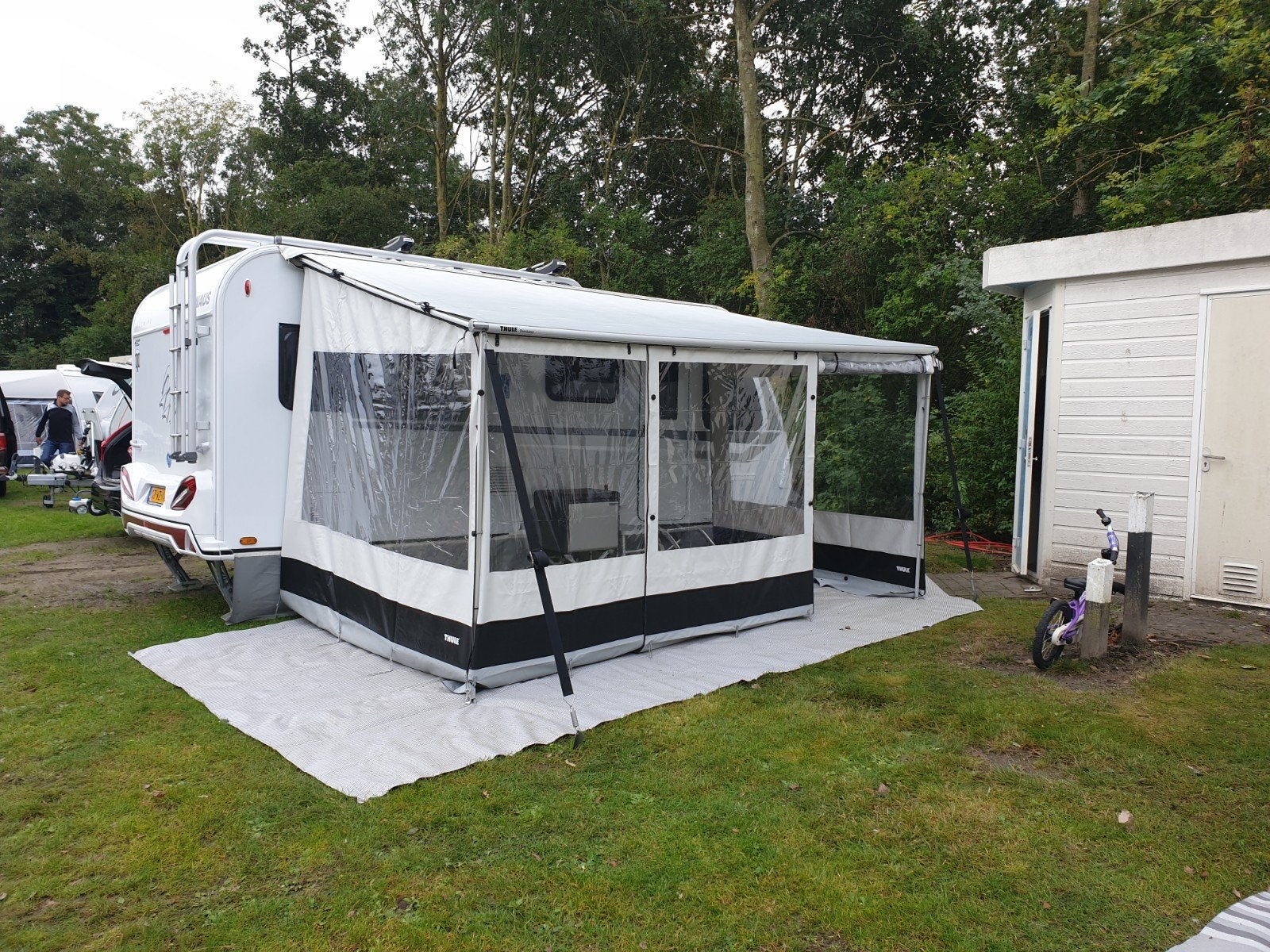 Thule Omnistor 1200 zijwanden en voorwanden, Ophalen of Verzenden