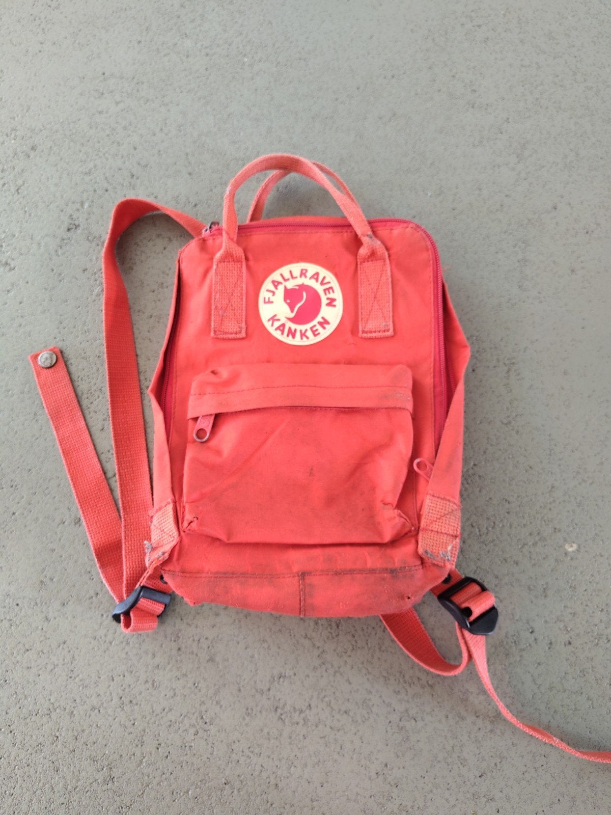 Fjallraven Kanken rugzak - Gebruikt, rood, Gebruikt, 25 tot 40 cm, 30 tot 45 cm, Ophalen