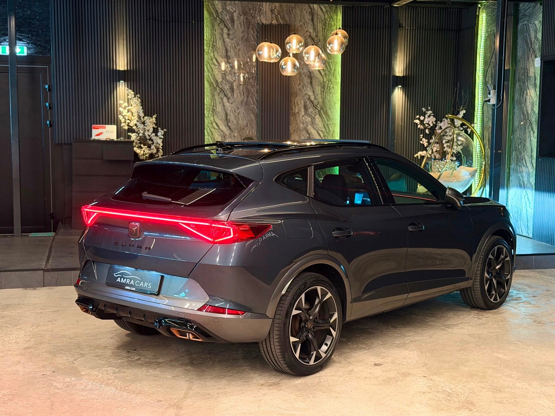 CUPRA Formentor 1.4 e-Hybrid VZ Copper Edition|PANO|BOMVOL!, Auto's, Gebruikt, 4 cilinders, Formentor, Verwarmde buitenspiegels