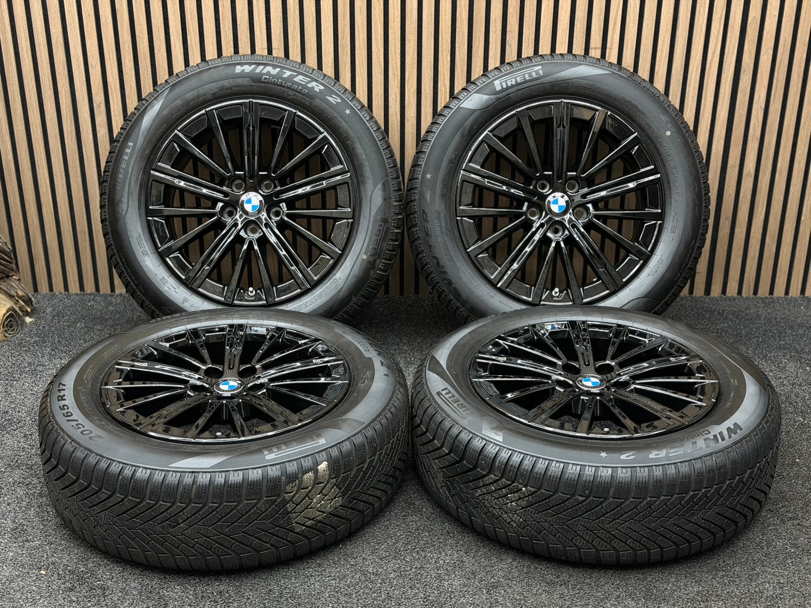 Originele 17 inch BMW X1 U11 X2 U10 833 5x112 ET41 Pirelli, Ophalen, ., Banden en Velgen, 17 inch